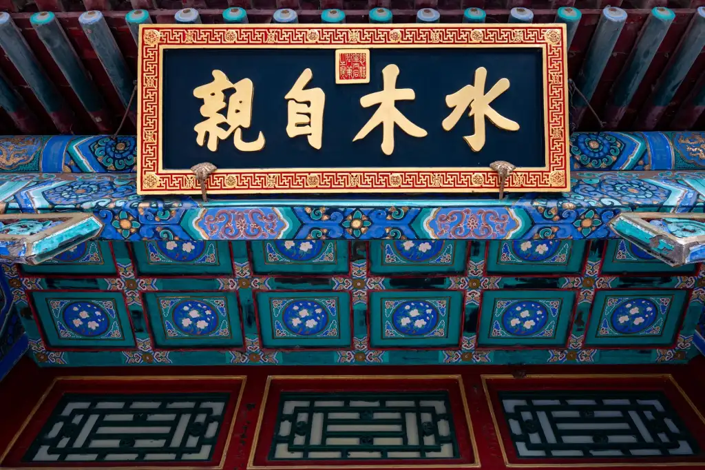 影视制作中色彩分级的技术要点及其对品牌调性的影响