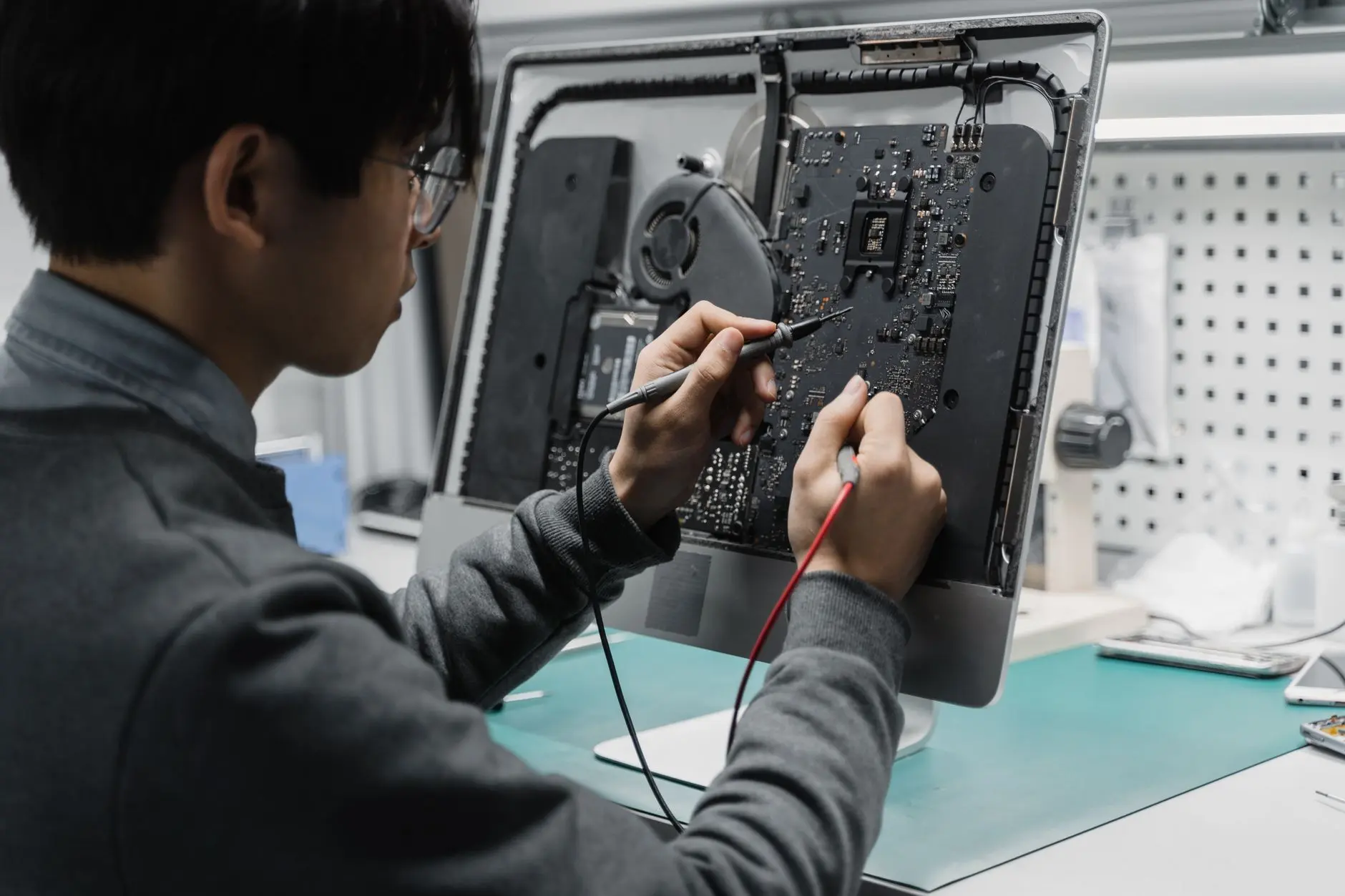 企业宣传片制作全流程解析：从前期策划到后期剪辑的关键节点